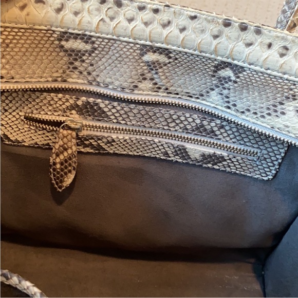 NWOT PYTHON  TOTE - Picture 10 of 11